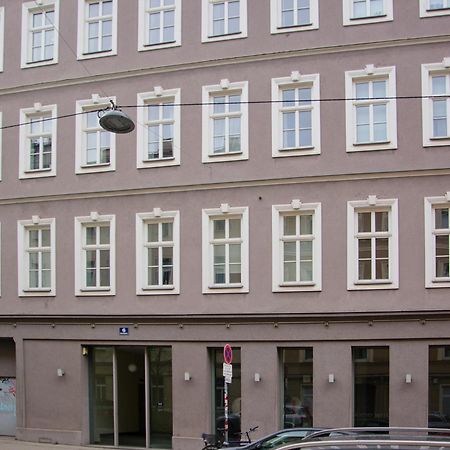 Pink Lotus Apartment فيينا المظهر الخارجي الصورة